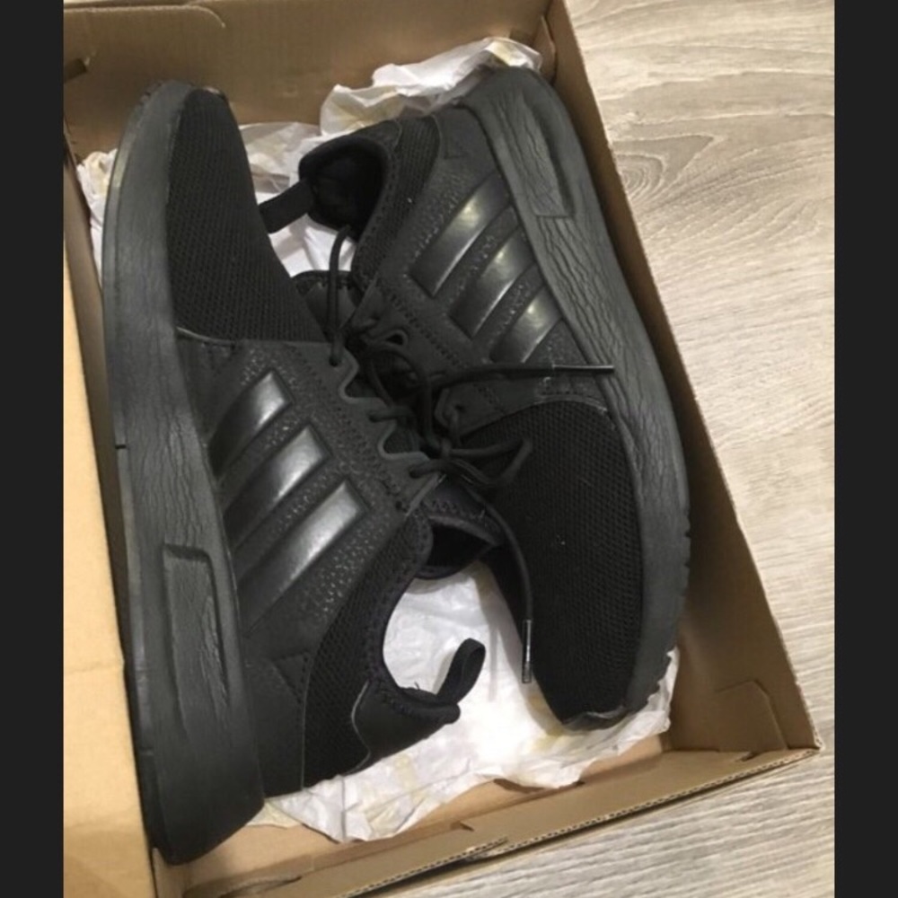 Adidas - Picture 2 of 2